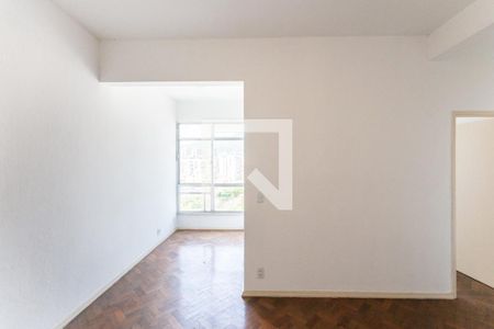 Apartamento à venda com 80m², 2 quartos e sem vagaSala