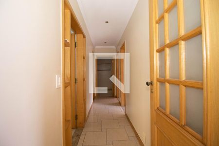 Apartamento para alugar com 130m², 3 quartos e 1 vaga Apartamento para alugar com 130m², 3 quartos e 1 vagaCorredor