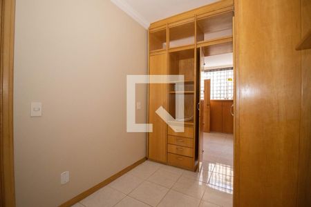 Apartamento para alugar com 130m², 3 quartos e 1 vaga Apartamento para alugar com 130m², 3 quartos e 1 vagaQuarto 3
