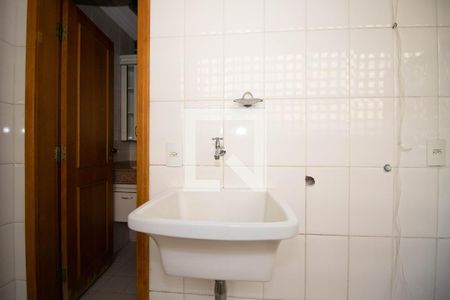 Apartamento para alugar com 130m², 3 quartos e 1 vaga Apartamento para alugar com 130m², 3 quartos e 1 vagaÁrea de Serviço