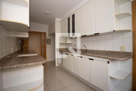 Apartamento para alugar com 130m², 3 quartos e 1 vaga Apartamento para alugar com 130m², 3 quartos e 1 vagaCozinha