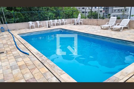 Apartamento à venda com 58m², 2 quartos e 1 vagaÁrea comum - Piscina
