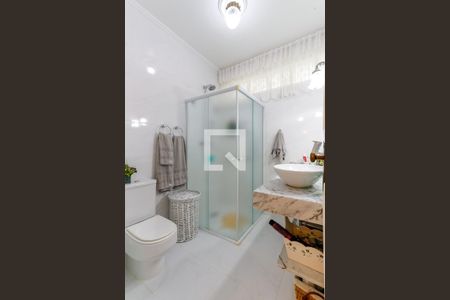 Casa à venda com 266m², 3 quartos e 2 vagasBanheiro da Suíte