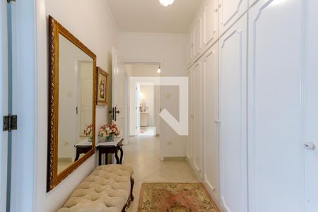 Casa à venda com 266m², 3 quartos e 2 vagasCloset
