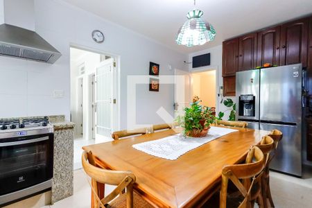 Casa à venda com 266m², 3 quartos e 2 vagasCozinha