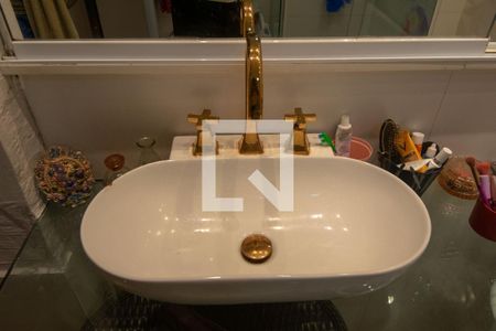 Apartamento à venda com 85m², 2 quartos e sem vaga Apartamento à venda com 85m², 2 quartos e sem vagaBanheiro