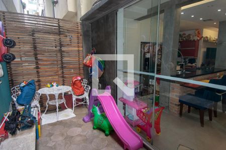 Apartamento à venda com 85m², 2 quartos e sem vaga Apartamento à venda com 85m², 2 quartos e sem vagaÁrea comum