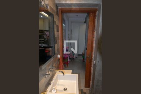 Apartamento à venda com 85m², 2 quartos e sem vaga Apartamento à venda com 85m², 2 quartos e sem vagaÁrea de Serviço