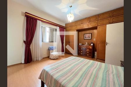 Casa à venda com 240m², 5 quartos e 5 vagasQuarto 3