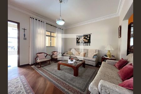 Sala de casa à venda com 5 quartos, 240m² em Mirandópolis, São Paulo