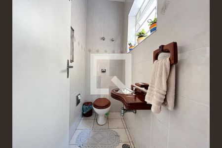 Lavabo de casa à venda com 5 quartos, 240m² em Mirandópolis, São Paulo