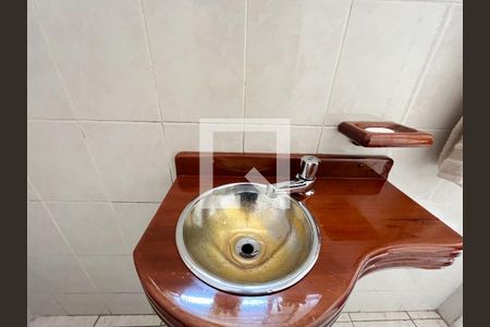 Lavabo de casa à venda com 5 quartos, 240m² em Mirandópolis, São Paulo
