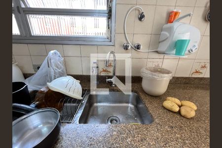 Casa à venda com 240m², 5 quartos e 5 vagasCozinha