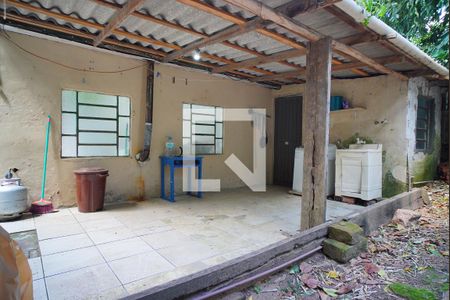 Casa à venda com 110m², 3 quartos e 2 vagasEspaço  churrasqueira 