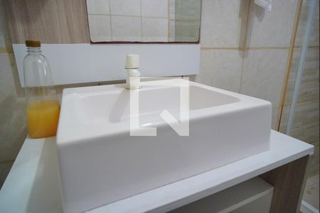Casa à venda com 110m², 3 quartos e 2 vagasBanheiro 