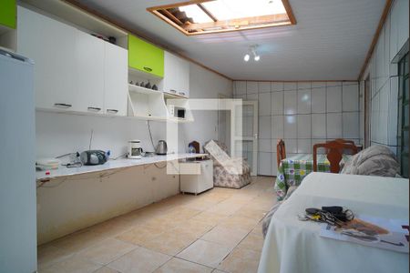 Casa à venda com 110m², 3 quartos e 2 vagasCozinha 