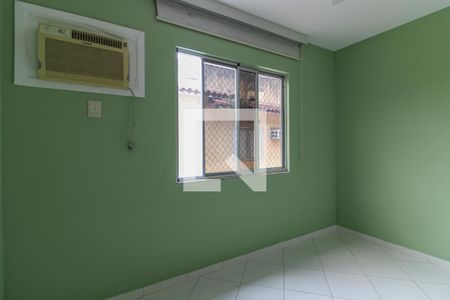 Quarto 1 de casa de condomínio para alugar com 2 quartos, 63m² em Vargem Grande, Rio de Janeiro