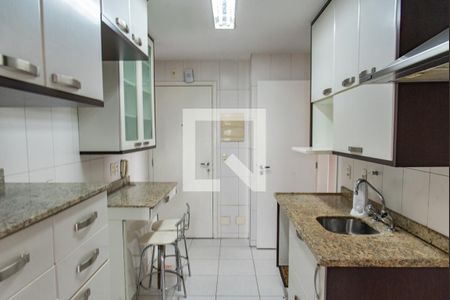 Apartamento para alugar com 113m², 3 quartos e 3 vagasCozinha