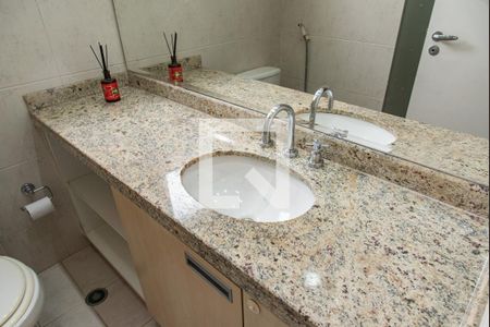 Apartamento para alugar com 113m², 3 quartos e 3 vagasBanheiro da suíte