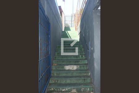 Apartamento para alugar com 65m², 2 quartos e 1 vagaEscada