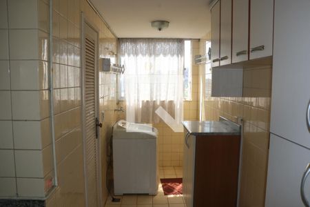 Apartamento para alugar com 65m², 2 quartos e 1 vagaÁrea de Serviço