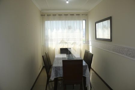 Sala de apartamento para alugar com 2 quartos, 65m² em Caonze, Nova Iguaçu