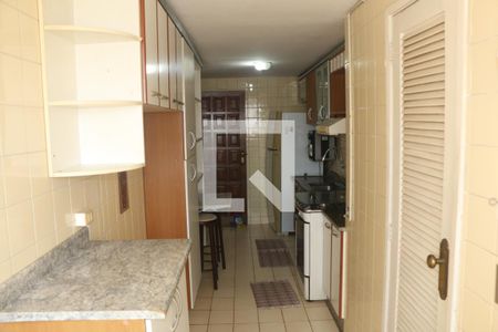 Apartamento para alugar com 65m², 2 quartos e 1 vagaCozinha