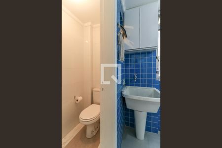 Apartamento para alugar com 74m², 3 quartos e 2 vagas Apartamento para alugar com 74m², 3 quartos e 2 vagasBanheiro de serviço