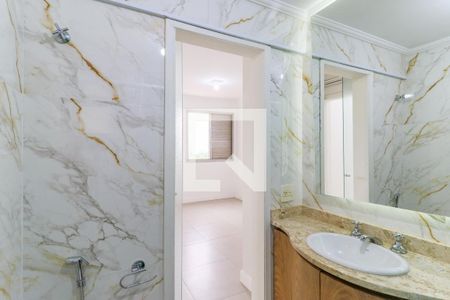 Apartamento para alugar com 74m², 3 quartos e 2 vagas Apartamento para alugar com 74m², 3 quartos e 2 vagasBanheiro da Suíte