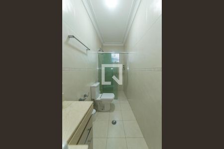 Casa à venda com 360m², 3 quartos e 4 vagasBanheiro da Suíte 2