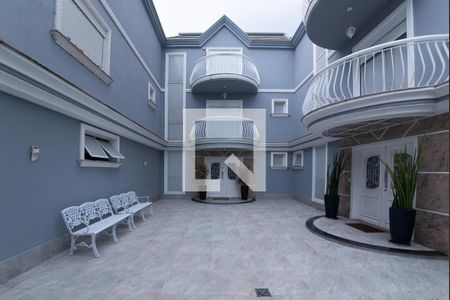 Casa à venda com 360m², 3 quartos e 4 vagasEntrada