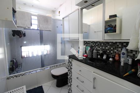 Casa de condomínio à venda com 800m², 5 quartos e 8 vagasBanheiro da Suíte