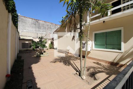 Casa de condomínio à venda com 800m², 5 quartos e 8 vagasÁrea Externa da casa - Canil