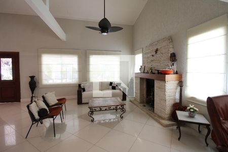 Casa de condomínio à venda com 800m², 5 quartos e 8 vagasSala