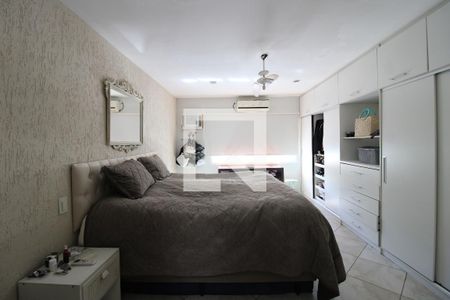 Casa de condomínio à venda com 800m², 5 quartos e 8 vagasQuarto 4 - Suíte