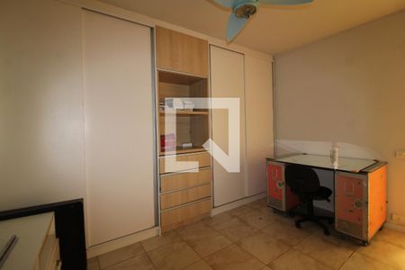 Casa de condomínio à venda com 800m², 5 quartos e 8 vagasQuarto 2