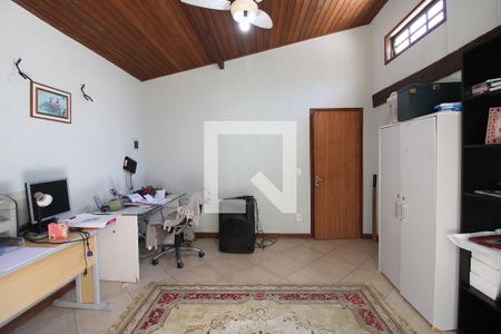 Casa de condomínio à venda com 800m², 5 quartos e 8 vagasEscritório 2º andar