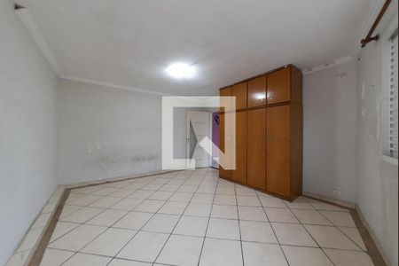 Quarto 1 de casa para alugar com 2 quartos, 140m² em Jardim Maria Estela, São Paulo