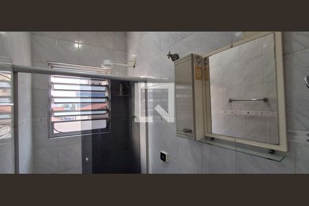 Casa à venda com 192m², 2 quartos e 2 vagasBanheiro