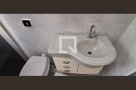 Casa à venda com 192m², 2 quartos e 2 vagasBanheiro