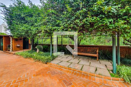 Apartamento à venda com 135m², 4 quartos e 4 vagasÁrea comum