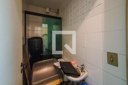 Apartamento à venda com 135m², 4 quartos e 4 vagasBanheiro de serviço