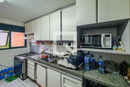 Apartamento à venda com 135m², 4 quartos e 4 vagascozinha