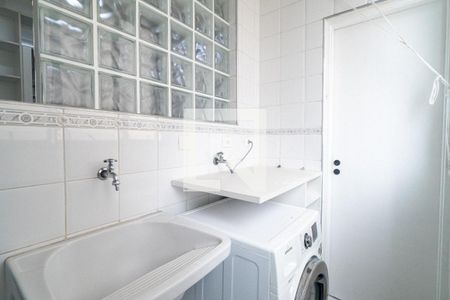 Apartamento à venda com 65m², 2 quartos e 1 vagaÁrea de Serviço