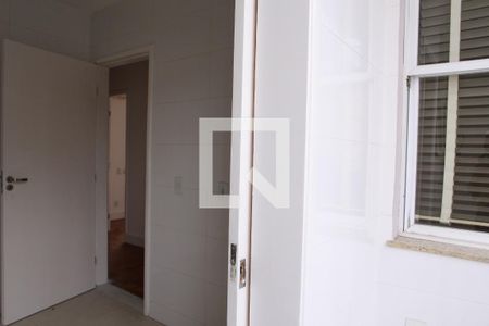 Apartamento à venda com 70m², 2 quartos e sem vagaÁrea de Serviço
