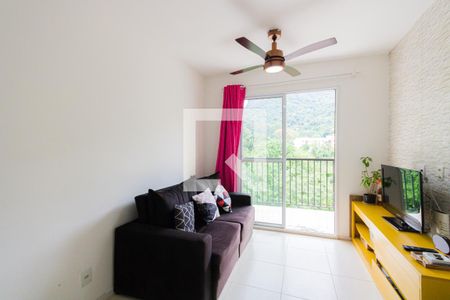 Sala de apartamento para alugar com 2 quartos, 58m² em Jacarepaguá, Rio de Janeiro
