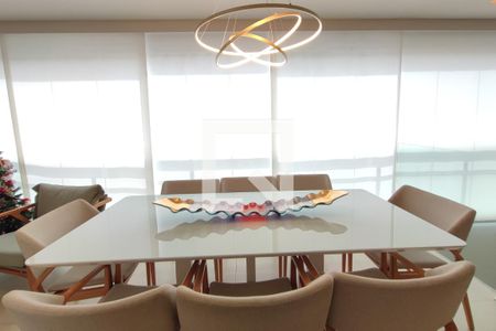 Sala de Jantar de apartamento à venda com 4 quartos, 303m² em Cambuí, Campinas
