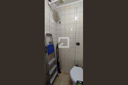 Apartamento para alugar com 68m², 2 quartos e 1 vaga Apartamento para alugar com 68m², 2 quartos e 1 vagaBanheiro de serviço