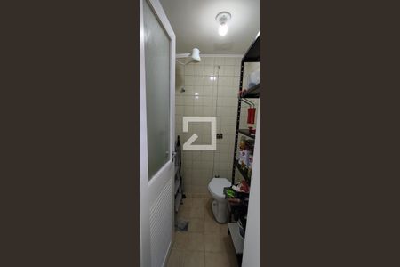 Apartamento para alugar com 68m², 2 quartos e 1 vaga Apartamento para alugar com 68m², 2 quartos e 1 vagaBanheiro de serviço