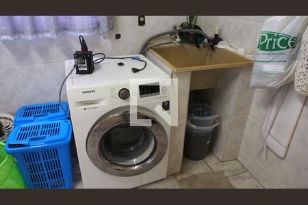 Casa à venda com 205m², 2 quartos e 1 vagaÁrea de Serviço